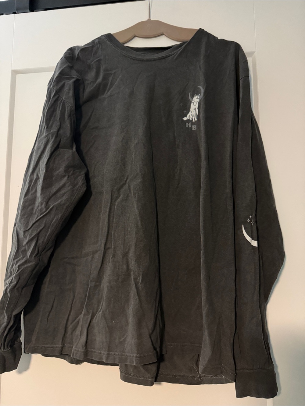 High Priestess Long-Sleeve Black Graphic Tee with Cat & Moon Motif